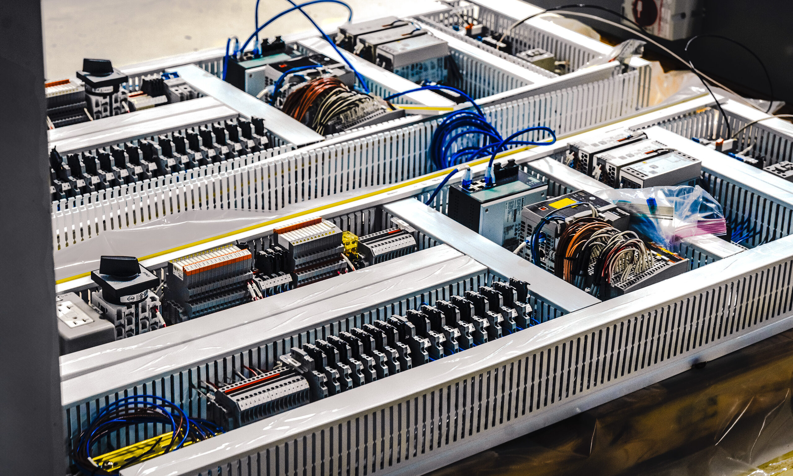 Lone-Star-Logics-Control-Panel-Inside-Wiring-About-Us